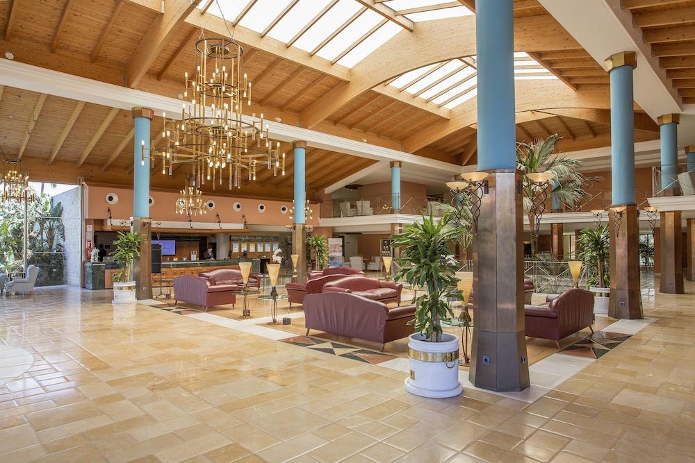 Hipotels Barrosa Palace & Spa Chiclana de la Frontera Exteriör bild Lobby of the Hotel