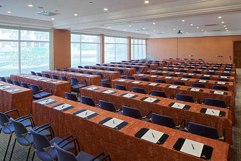 Hipotels Barrosa Palace & Spa Chiclana de la Frontera Exteriör bild The conference room of the European Economic and Social Committee